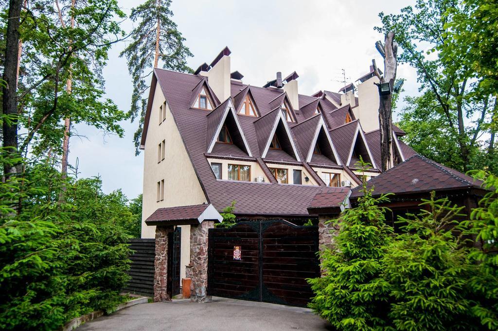 Kolyba House Hotel Kyiv Exterior photo